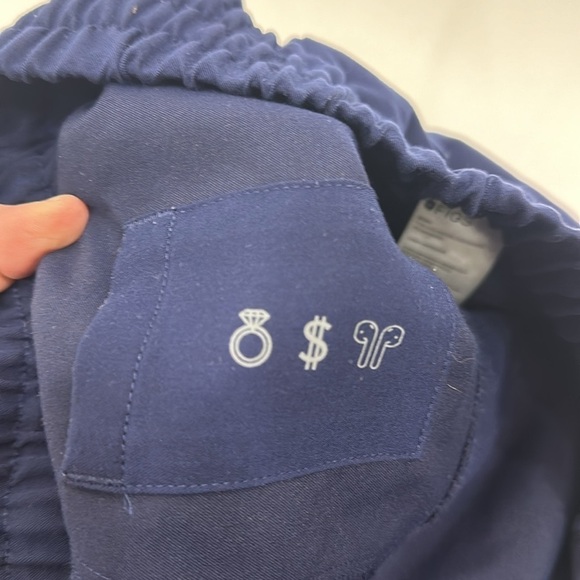 Figs High Waisted Pleated Navy Blue scrub pants size small tall - Picture 12 of 12